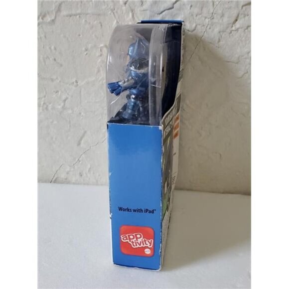 Unleash Power of The Dark Knight Rises with Apptivity Batman Figure EMP Assault - Picture 8 of 10